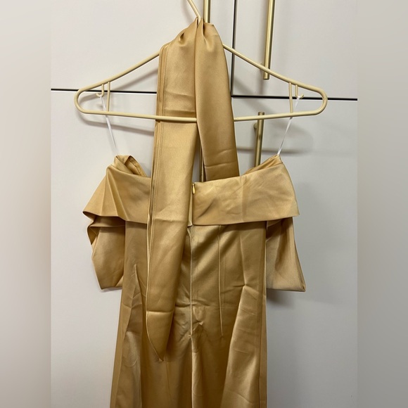Fabrique.co Thai brand Pierre Scarf off shoulder Dress in honey gold, size small - Picture 14 of 16